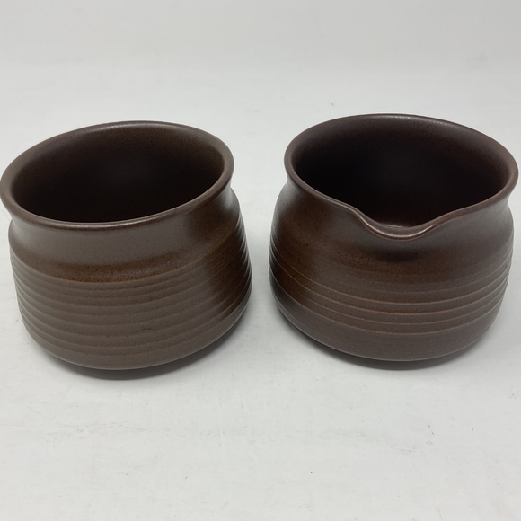 Denby Mayflower (retired) Stoneware Cream & Sugar Set - Picture 2 of 7